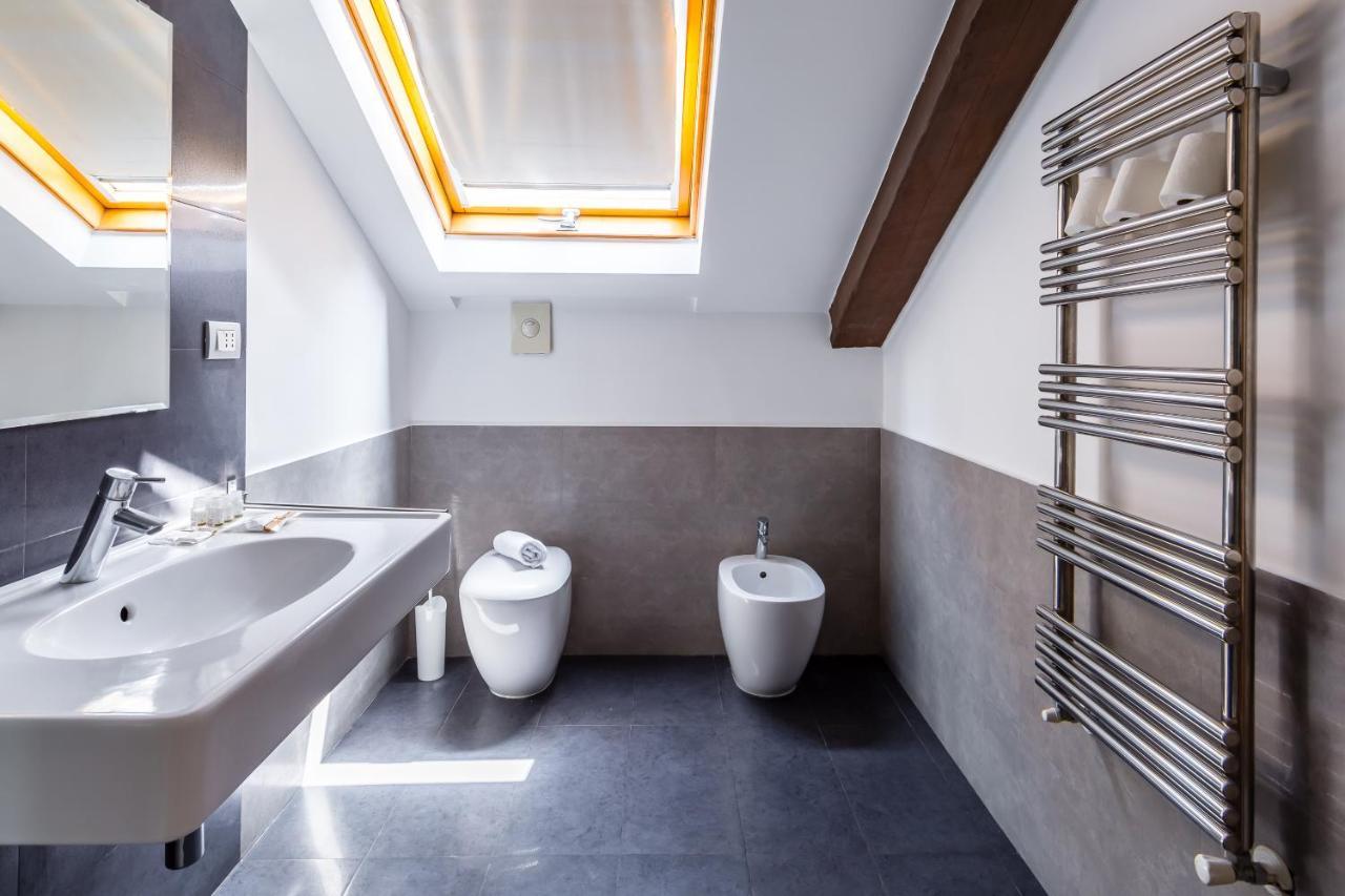 Attico Al Duomo By Napoliapartments Exterior photo