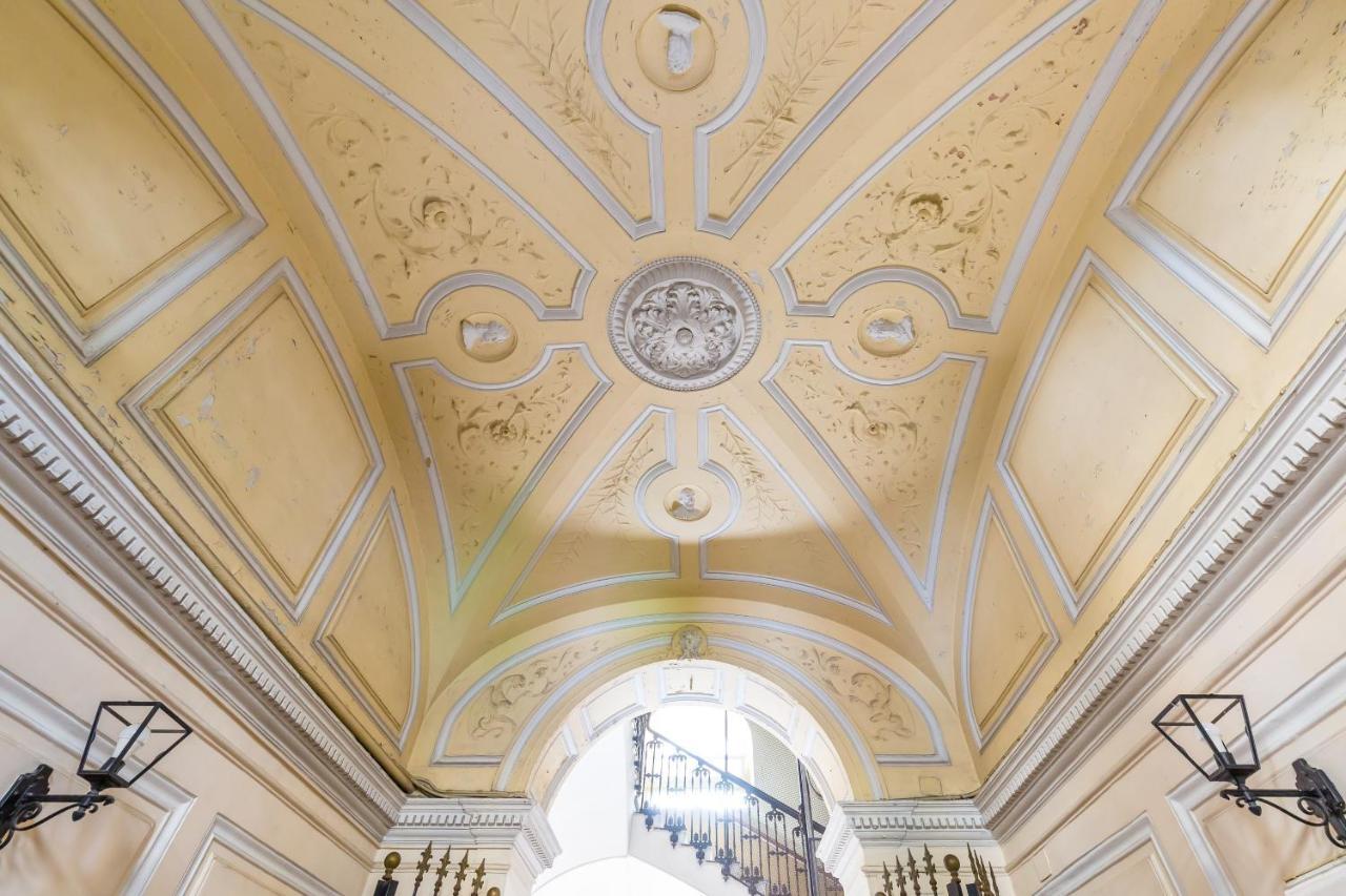 Attico Al Duomo By Napoliapartments Exterior photo