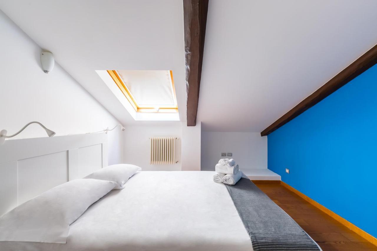 Attico Al Duomo By Napoliapartments Exterior photo