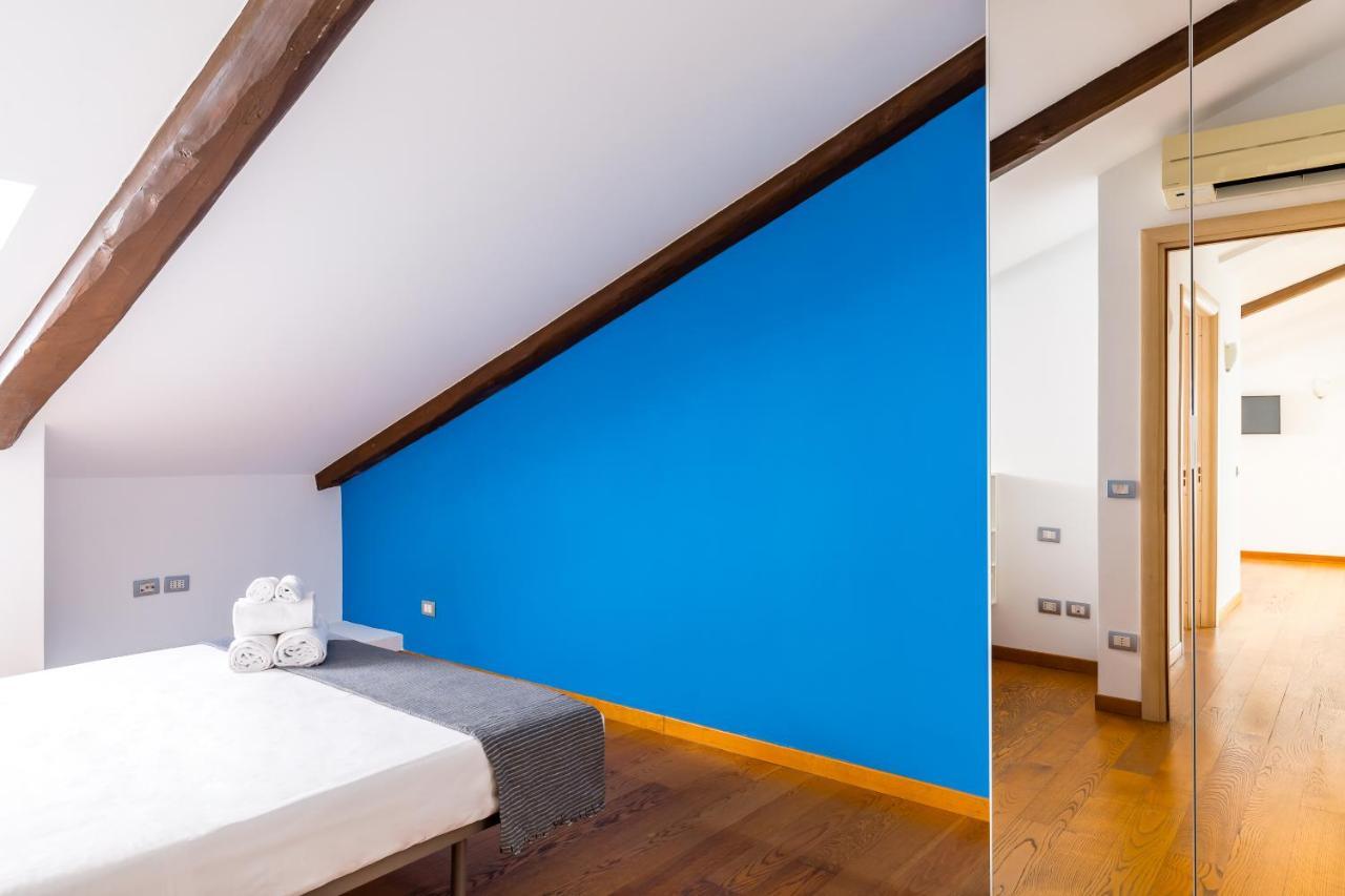 Attico Al Duomo By Napoliapartments Exterior photo